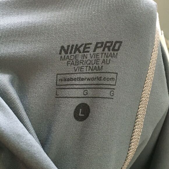 Nike Pro Leggings Women L Blue Geometric Stretch Capri Cropped Athletic Leggings - Picture 6 of 11